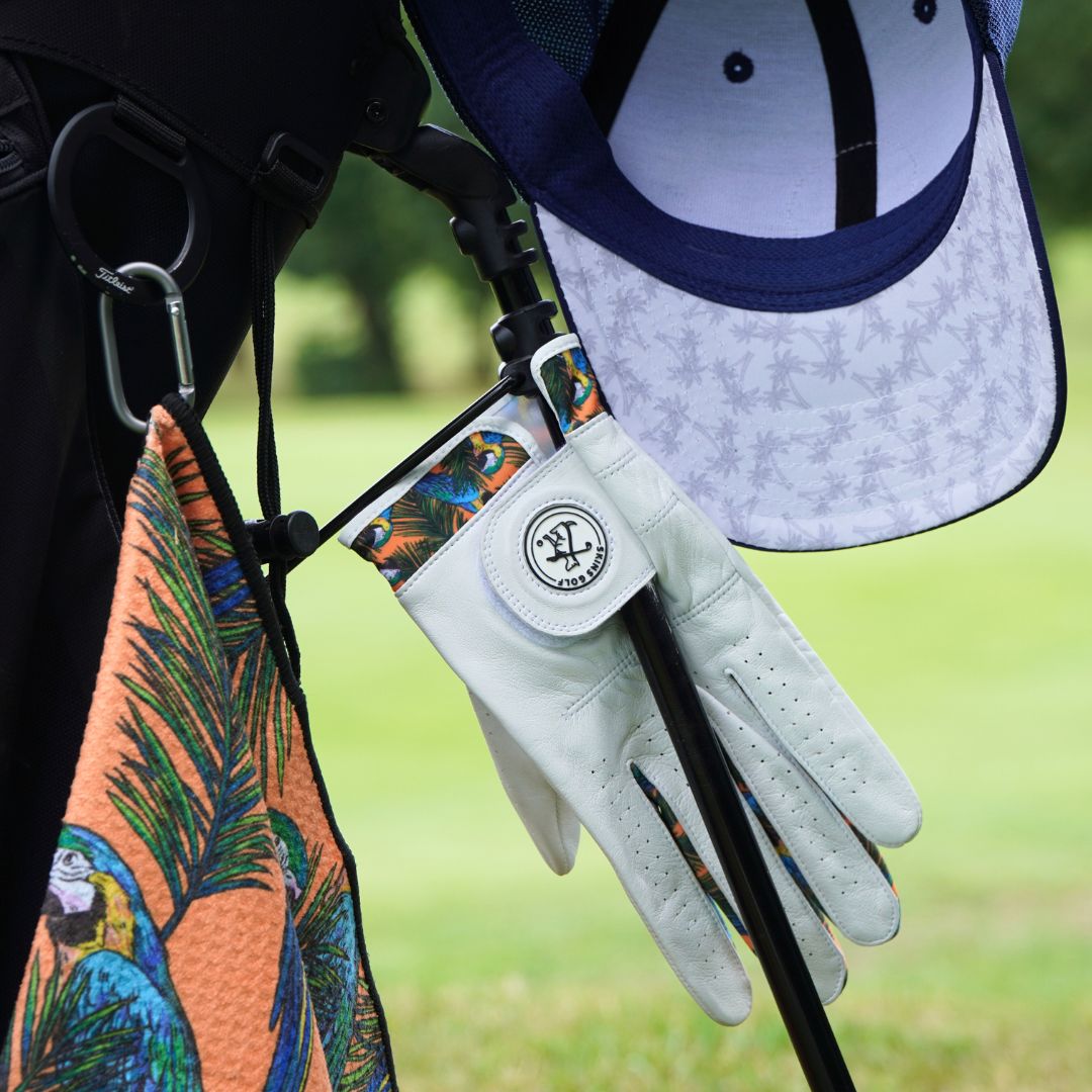 4 Best Golf Gifts In The Festive Season - Skins Golf