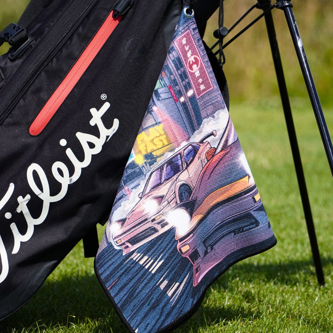 golf towel on bag